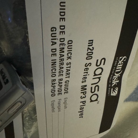 Sansa Mp3 player Samsung - Picture 3 of 9